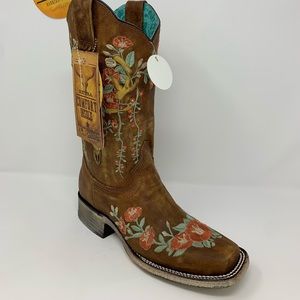 Ladies boots